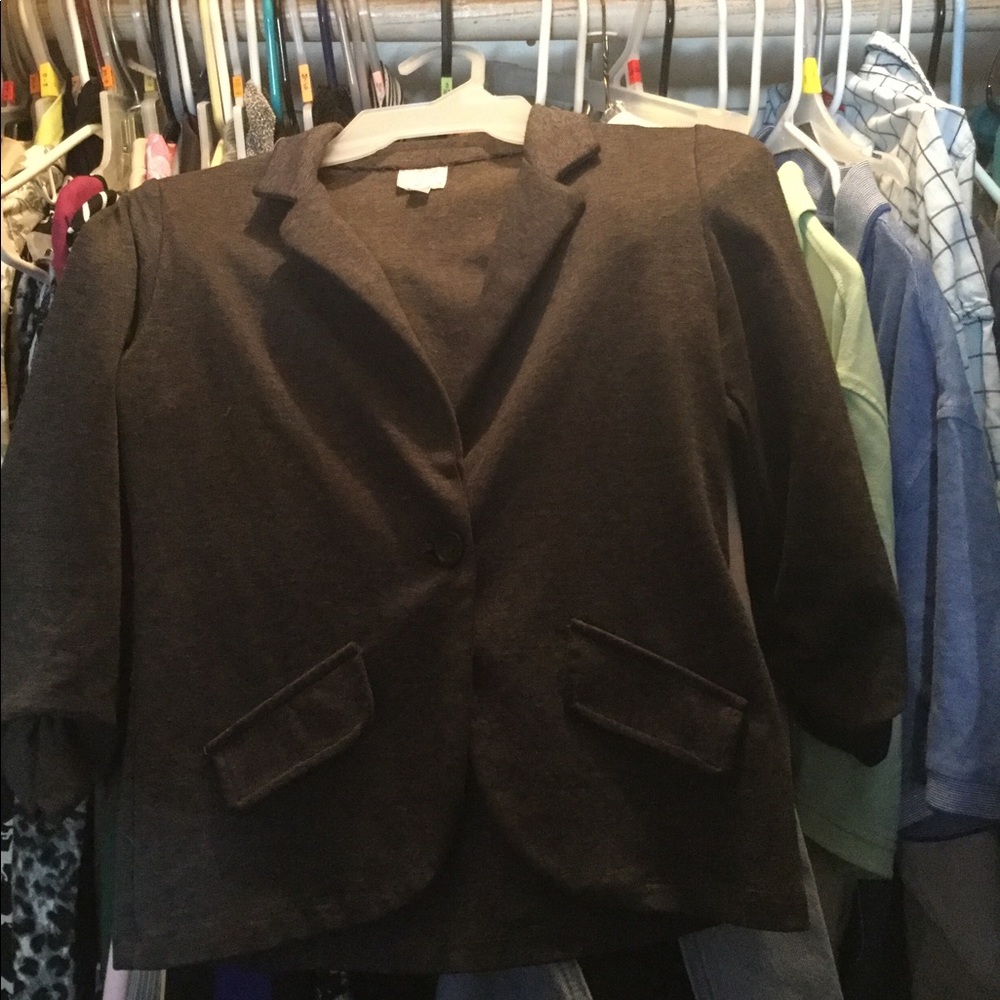 Blazer - Picture 3 of 5